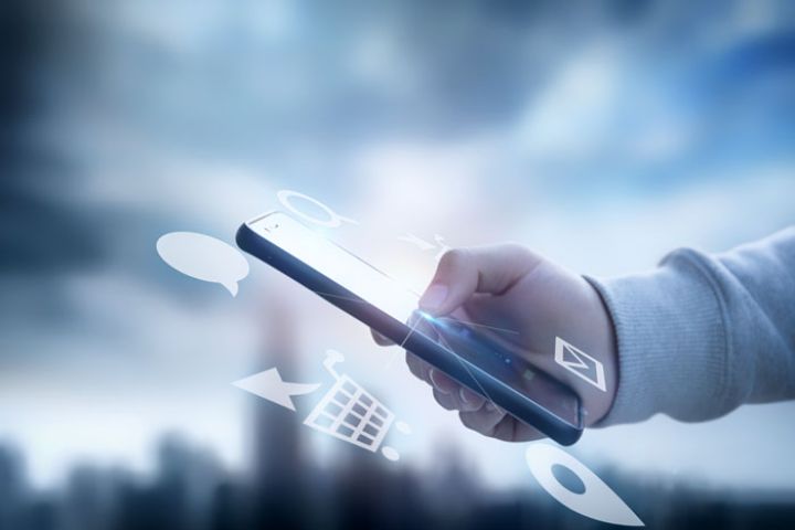 今天的金价：为何疯狂波动？现在该买还是卖？